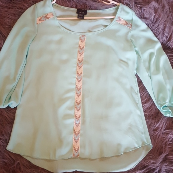 Blouse - Picture 1 of 1